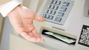 Thực hiện gửi ngay tại cây ATM 